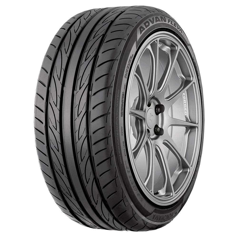 Yokohama Advan Fleva V701 Banden 205/55 R17 91V