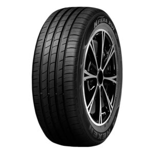 Nexen NFERARU1 4x4 banden 235/65 R17 104H