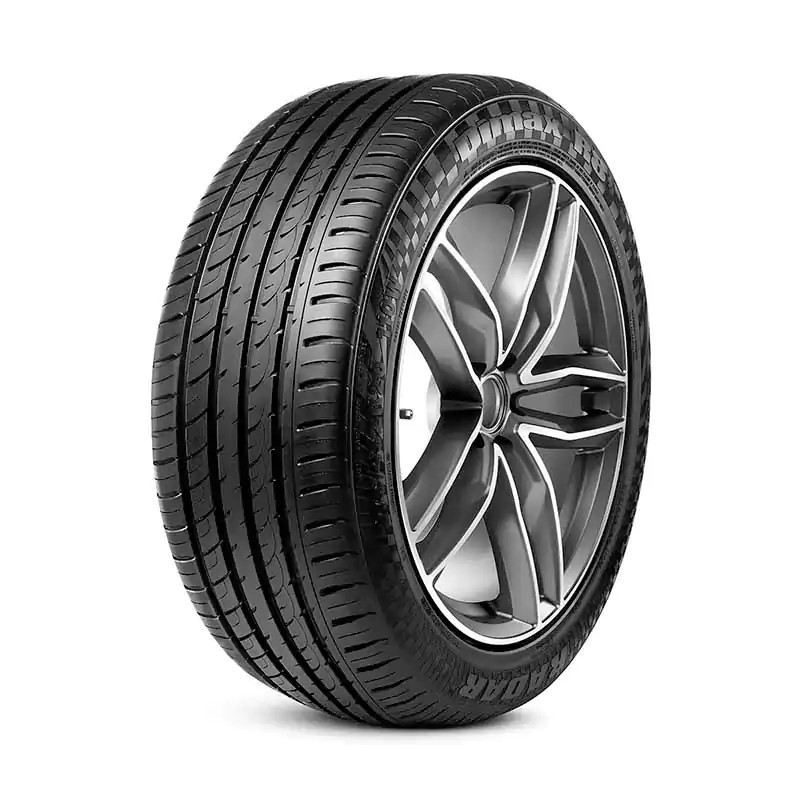 Radar Dimax R8+
Banden 265/40 R18 101Y XL