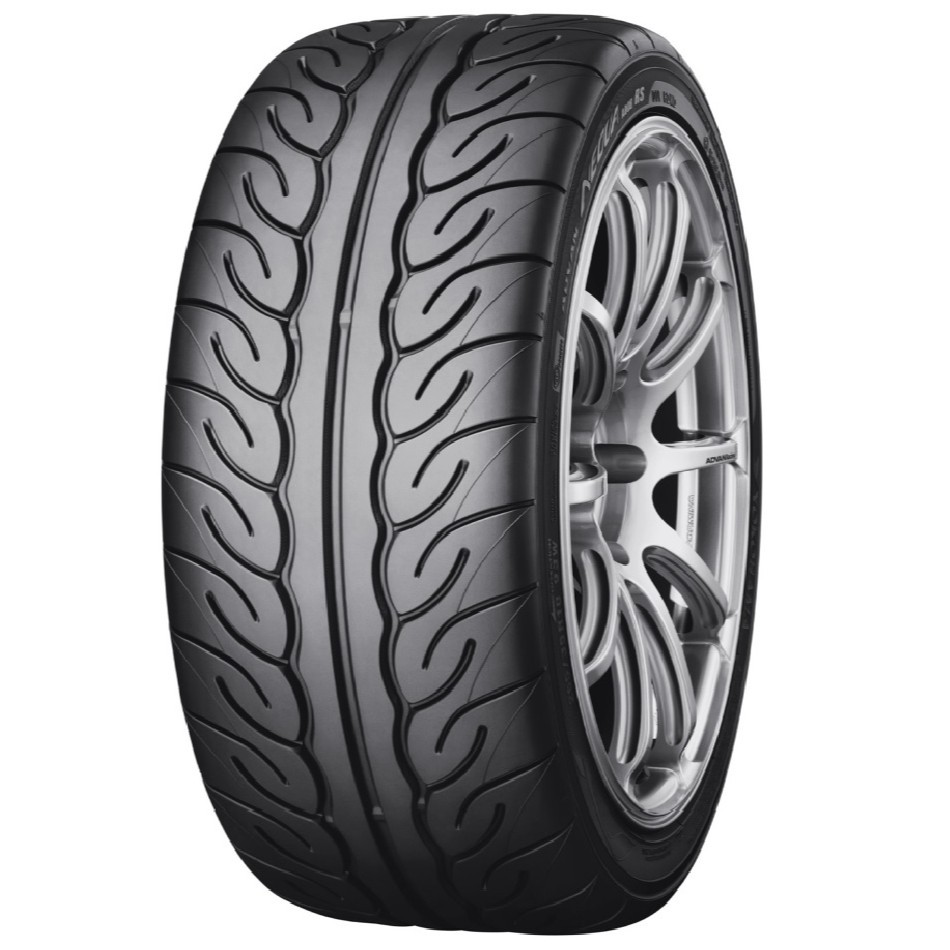 Yokohama Advan Neova AD08RS Banden 195/50 R15 82V