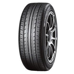 Yokohama bluearth es-32 Banden 235/45 R17 97V